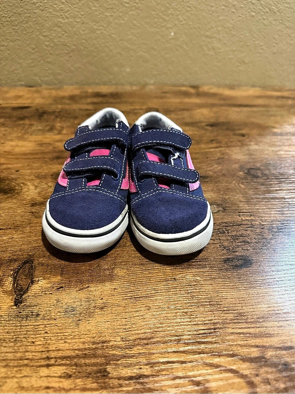 Vans Old Skool Kids Velcro Sneakers in Blue & Pink